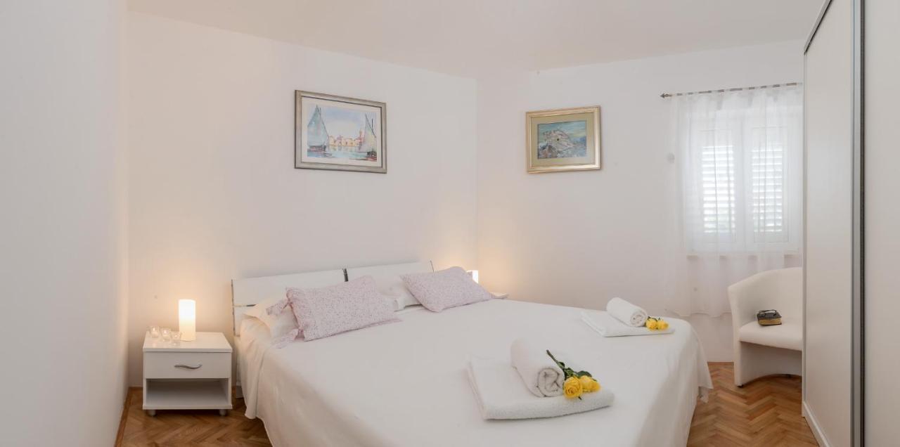 Villa Lilin San Donji Humac Exteriör bild